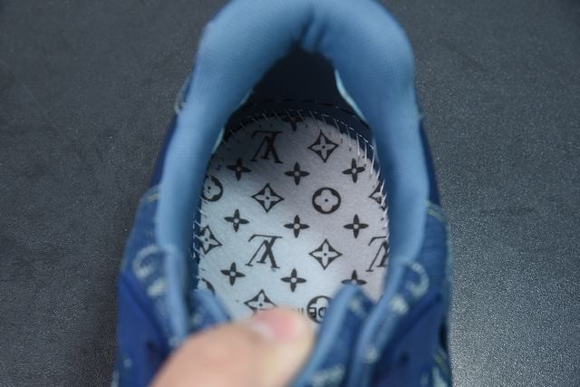Louis Vuitton LV Trainer x Nigo Blue Demin Louis Vuitton LV Trainer x Nigo Blue Demin