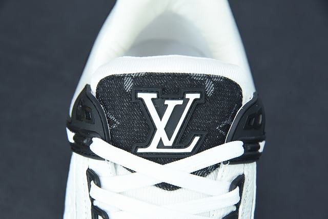 Louis Vuitton LV Trainer WHite Black White Louis Vuitton LV Trainer WHite Black White