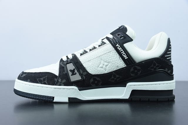 Louis Vuitton LV Trainer WHite Black White Louis Vuitton LV Trainer WHite Black White