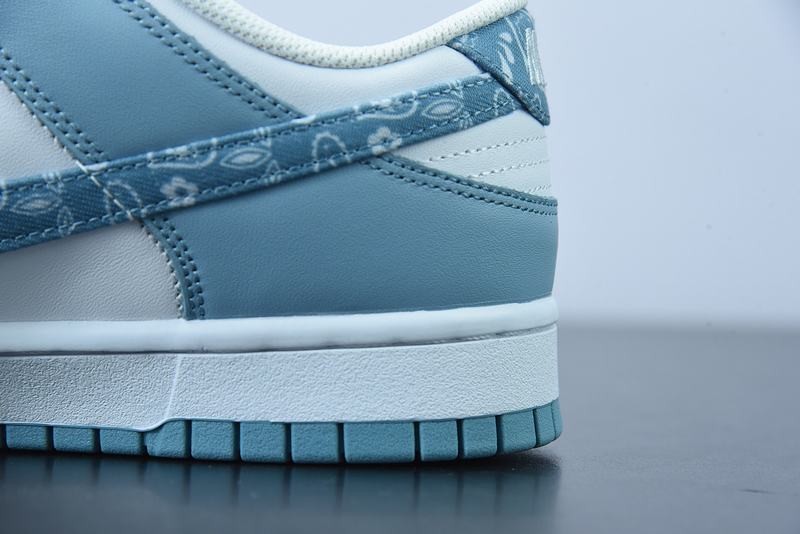 NiKe Dunk Low Essential Paisley Pack Worn Blue (W) NiKe Dunk Low Essential Paisley Pack Worn Blue (W)