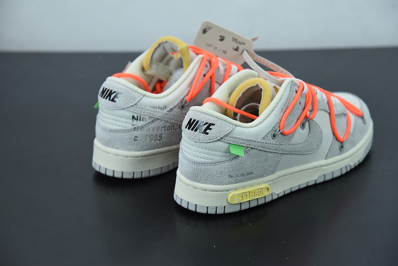 Off-White x Nike Dunk Low Off Lot 11 Off-White x Nike Dunk Low Off Lot 11