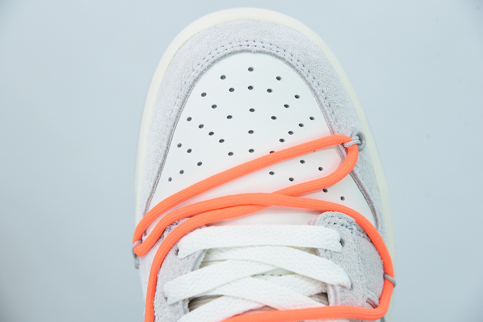 Off-White x Nike Dunk Low Off Lot 11 Off-White x Nike Dunk Low Off Lot 11