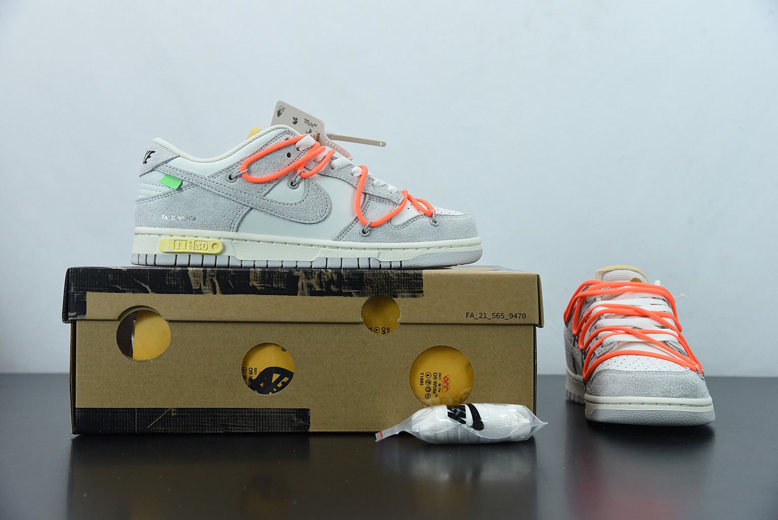 Off-White x Nike Dunk Low Off Lot 11 Off-White x Nike Dunk Low Off Lot 11