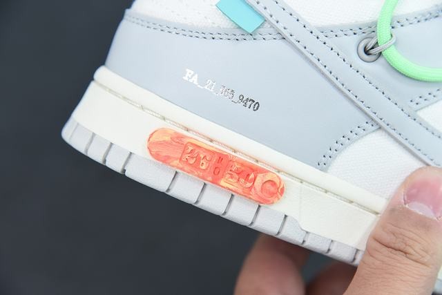 Off-White x Nike Dunk Low Off-White Lot 26 Off-White x Nike Dunk Low Off-White Lot 26