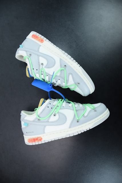 Off-White x Nike Dunk Low Off-White Lot 26 Off-White x Nike Dunk Low Off-White Lot 26