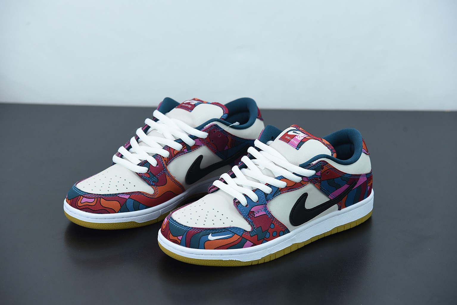 Nike SB DUNK Low Pro Pastract Art (2021) Nike SB DUNK Low Pro Pastract Art (2021)