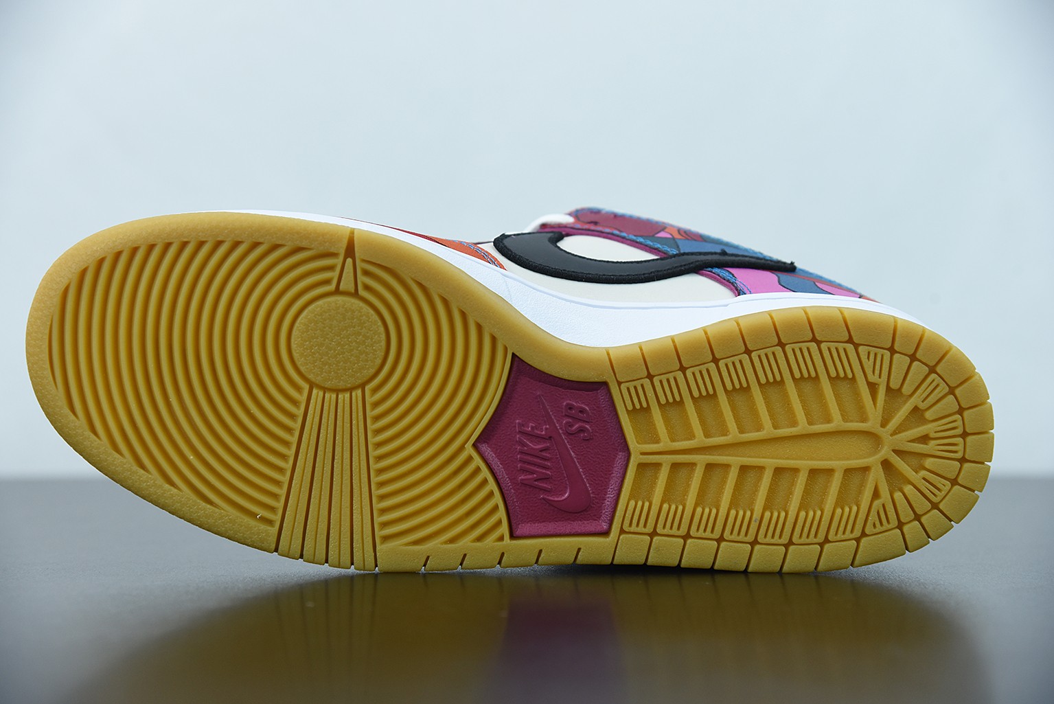 Nike SB DUNK Low Pro Pastract Art (2021) Nike SB DUNK Low Pro Pastract Art (2021)