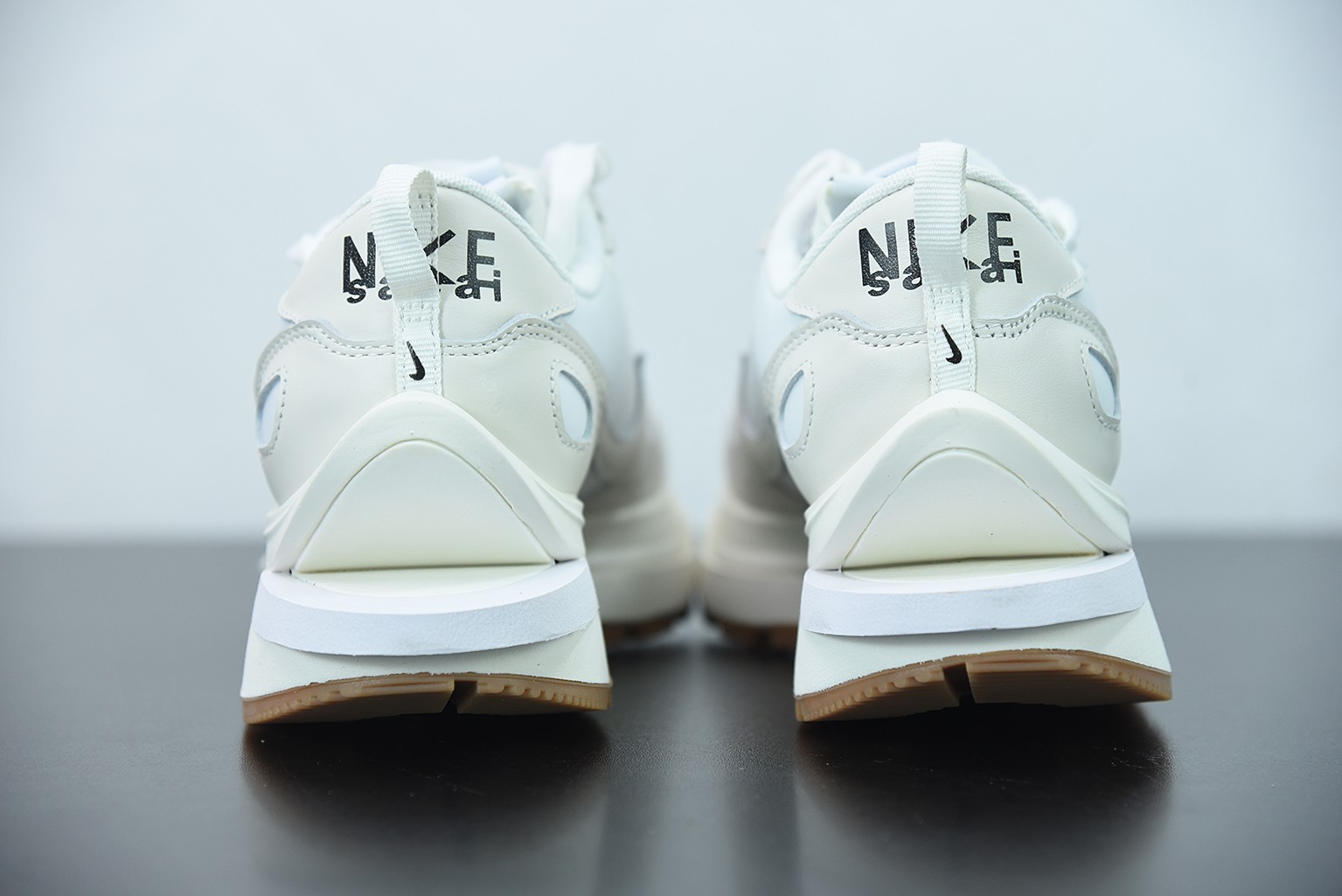 Nike Vaporwaffle sacai Sail Gum Nike Vaporwaffle sacai Sail Gum