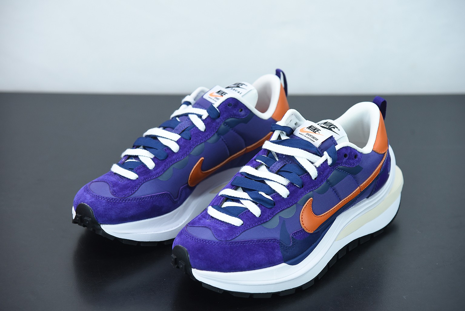 Nike Vaporwaffle sacai Dark lris Nike Vaporwaffle sacai Dark lris