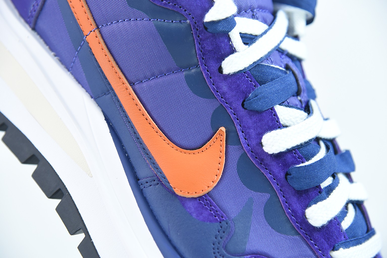 Nike Vaporwaffle sacai Dark lris Nike Vaporwaffle sacai Dark lris