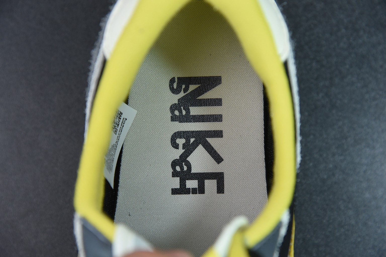 Nike Vaporwaffle sacai Undercover Black Bright Citron Nike Vaporwaffle sacai Undercover Black Bright Citron