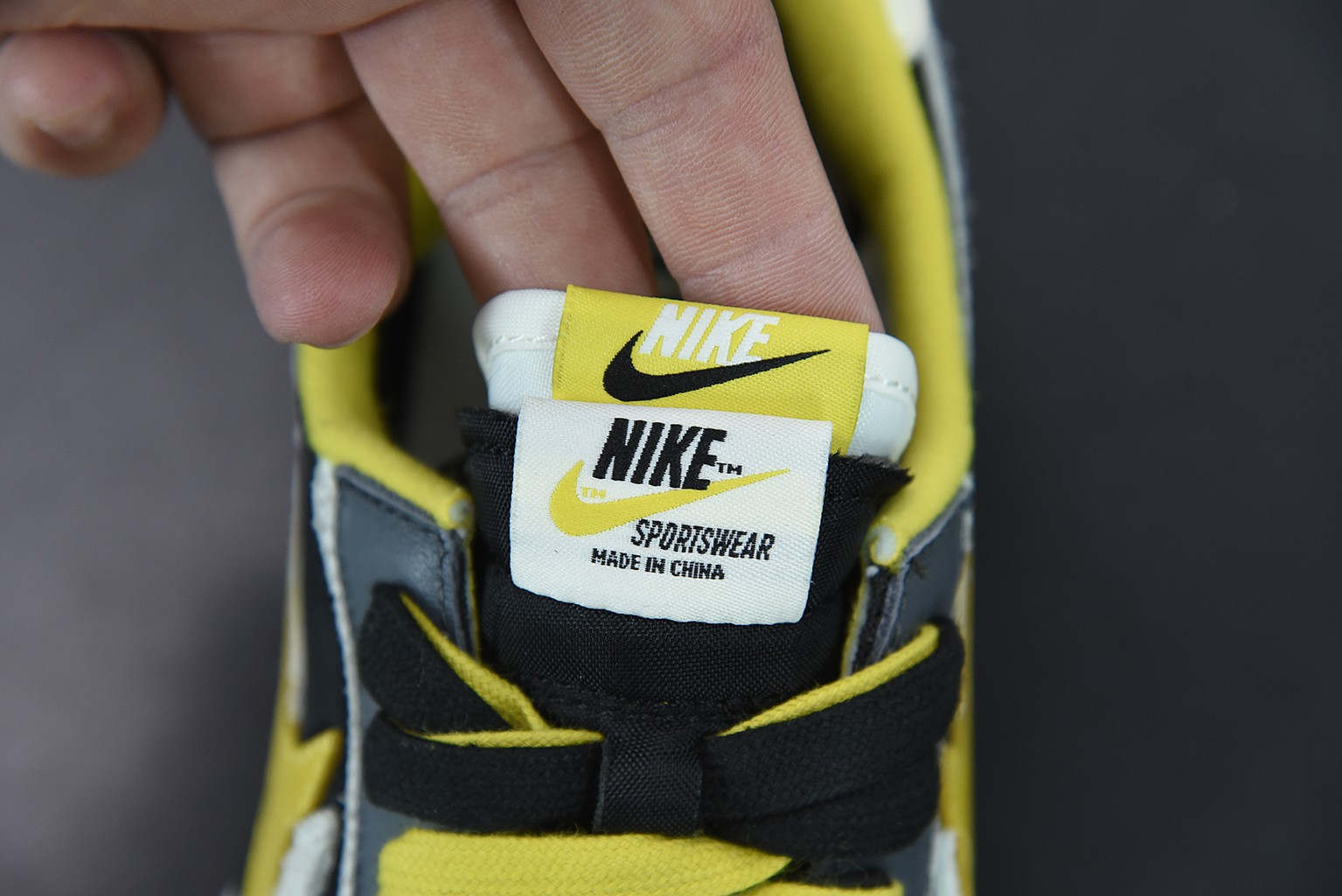 Nike Vaporwaffle sacai Undercover Black Bright Citron Nike Vaporwaffle sacai Undercover Black Bright Citron