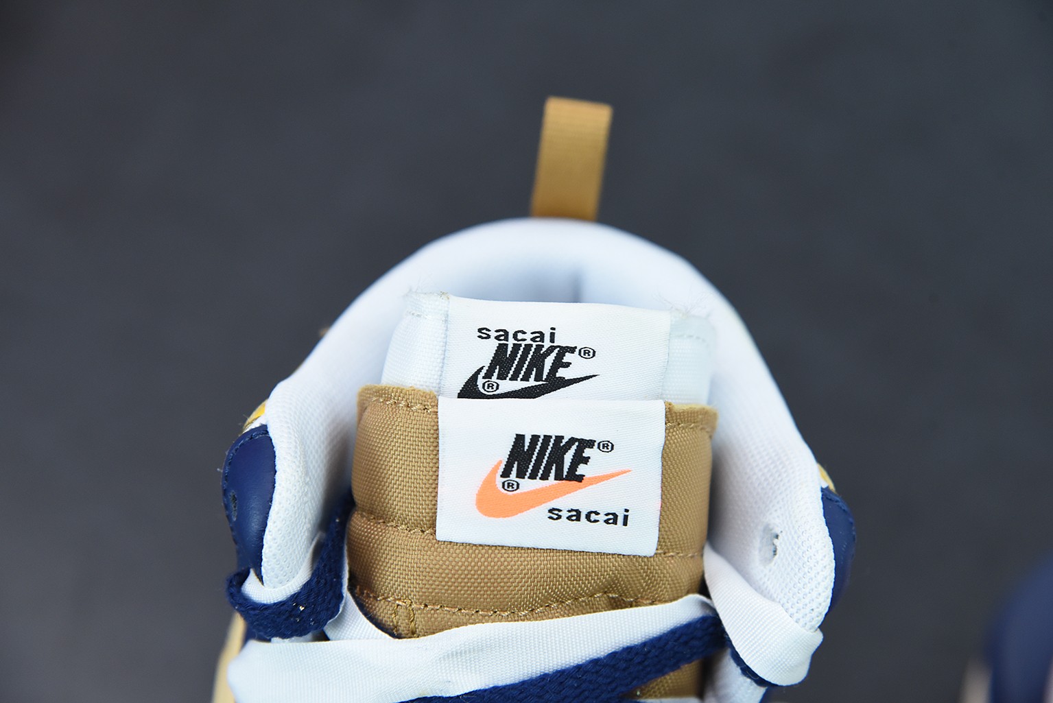 Nike Vaporwaffle sacai Jean Paul Gaultier Sesame Blue Nike Vaporwaffle sacai Jean Paul Gaultier Sesame Blue