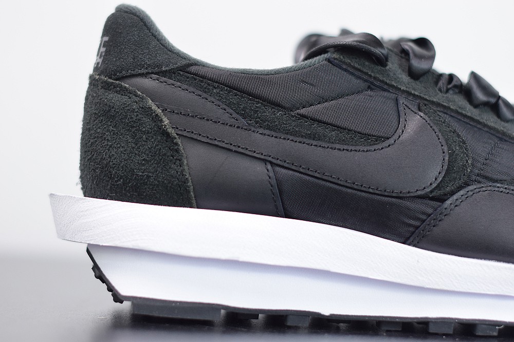 Nike LD Waffle sacai Black Nylon Nike LD Waffle sacai Black Nylon