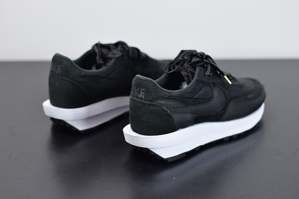 Nike LD Waffle sacai Black Nylon Nike LD Waffle sacai Black Nylon