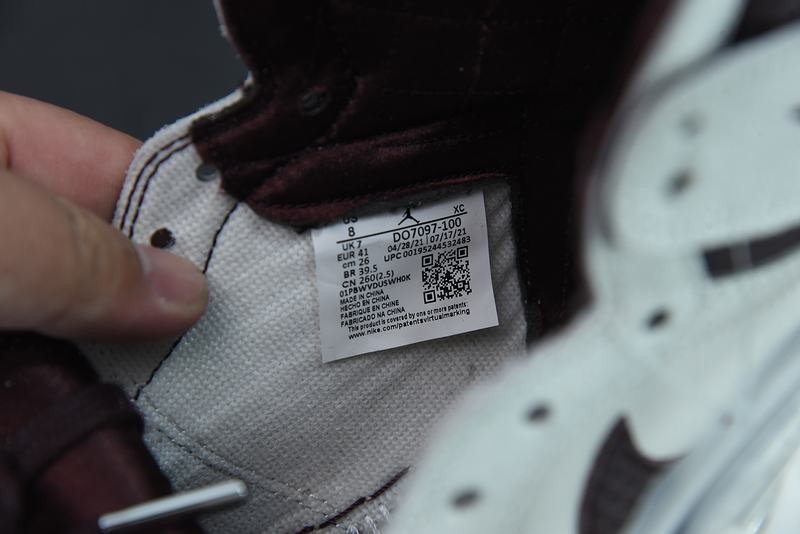 Jordan 1 Retro High OG A Ma Maniére Jordan 1 Retro High OG A Ma Maniére