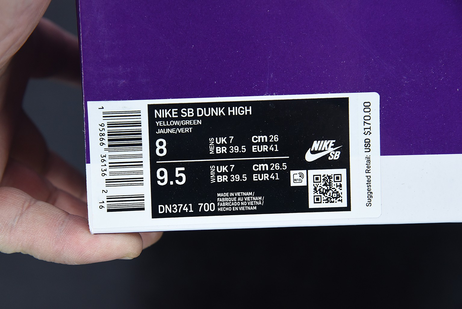 Nike SB Dunk High Supreme By Any Means Brazil Nike SB Dunk High Supreme By Any Means Brazil