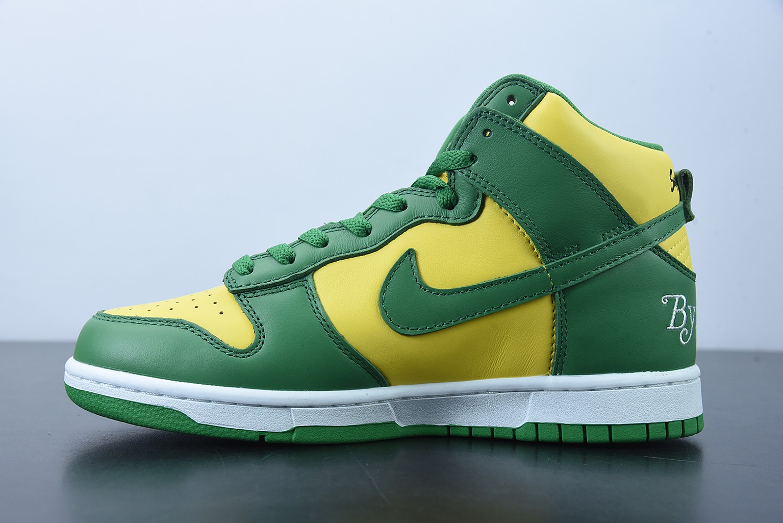 Nike SB Dunk High Supreme By Any Means Brazil Nike SB Dunk High Supreme By Any Means Brazil