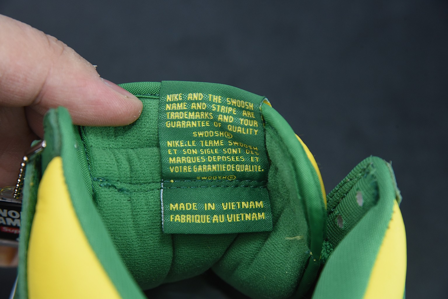 Nike SB Dunk High Supreme By Any Means Brazil Nike SB Dunk High Supreme By Any Means Brazil