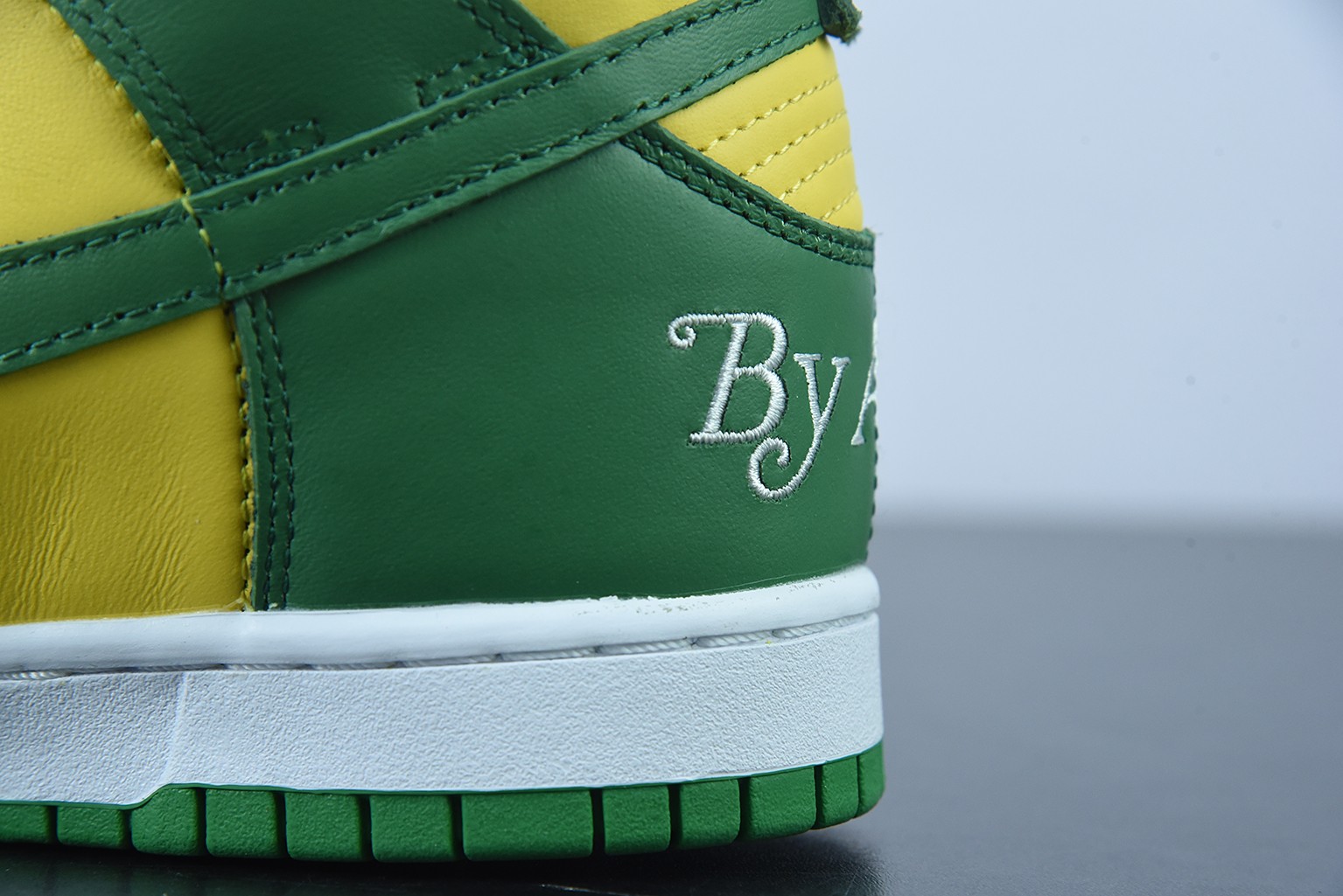 Nike SB Dunk High Supreme By Any Means Brazil Nike SB Dunk High Supreme By Any Means Brazil