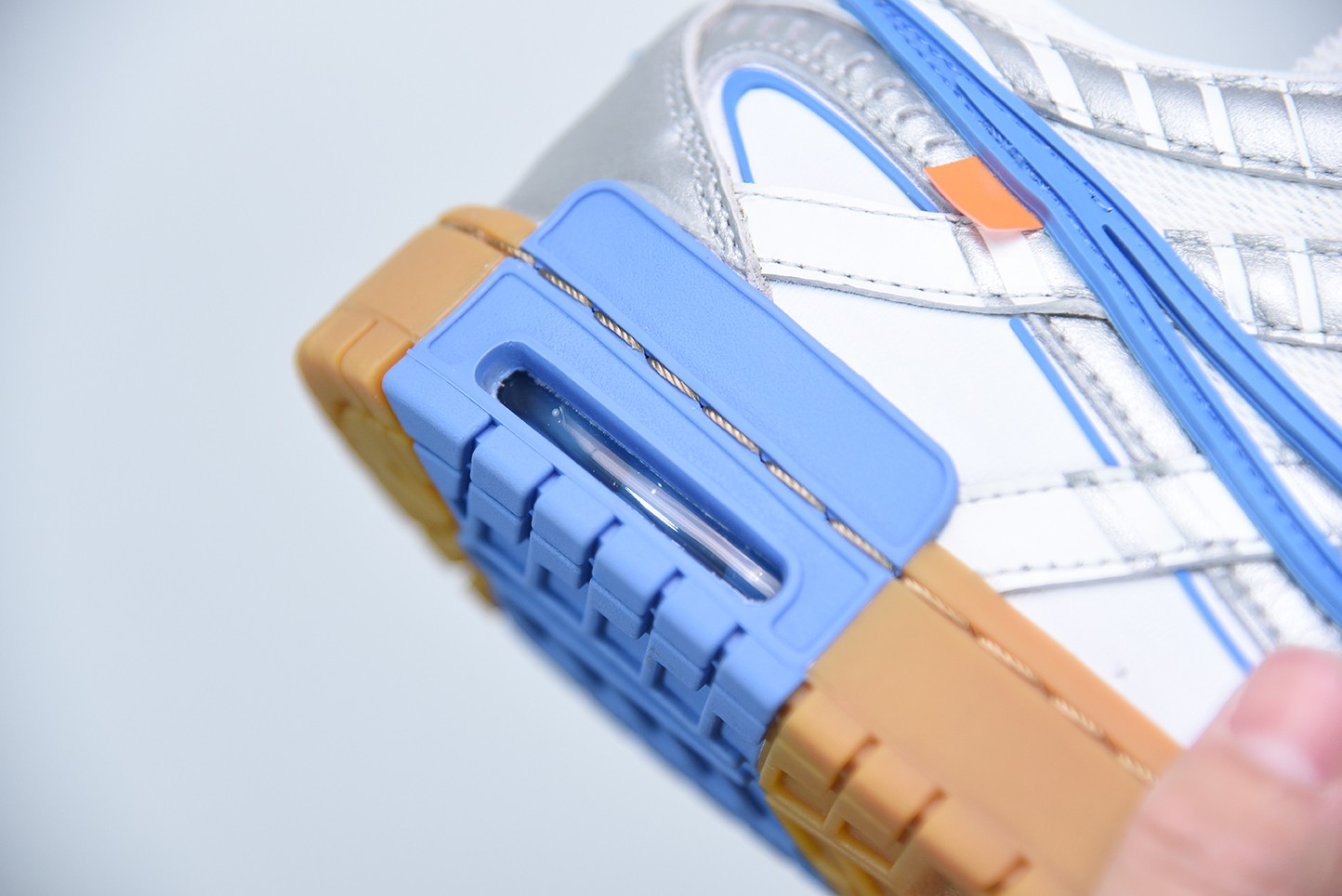 Nike Air Rubber Dunk Off-White UNC Nike Air Rubber Dunk Off-White UNC