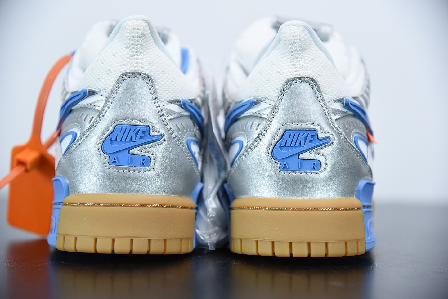 Nike Air Rubber Dunk Off-White UNC Nike Air Rubber Dunk Off-White UNC