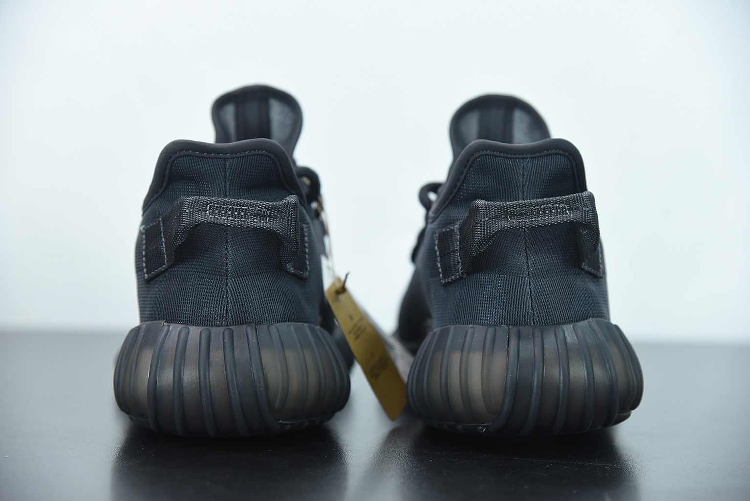 adidas yeezy Boost 350 V2 Mono Cinder adidas yeezy Boost 350 V2 Mono Cinder