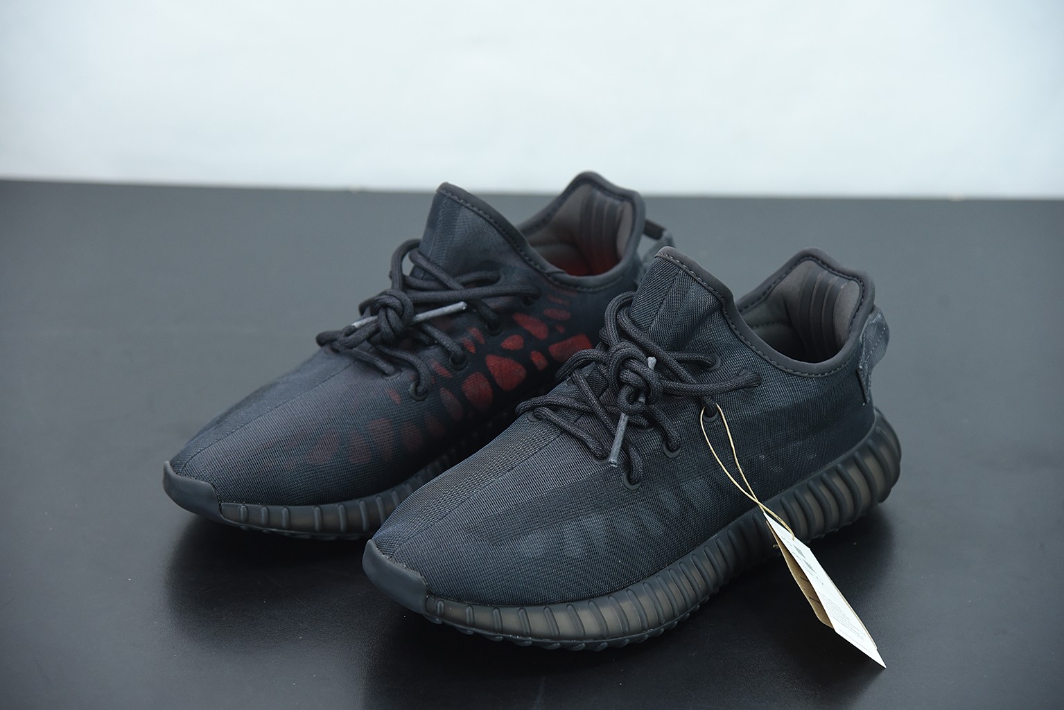 adidas yeezy Boost 350 V2 Mono Cinder adidas yeezy Boost 350 V2 Mono Cinder