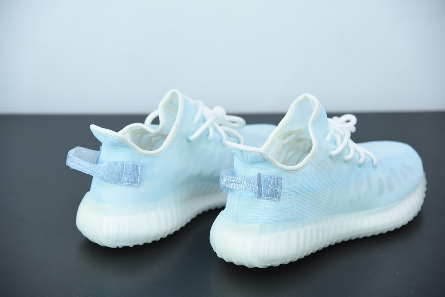 adidas yeezy Boost 350 V2 Mono Lce adidas yeezy Boost 350 V2 Mono Lce