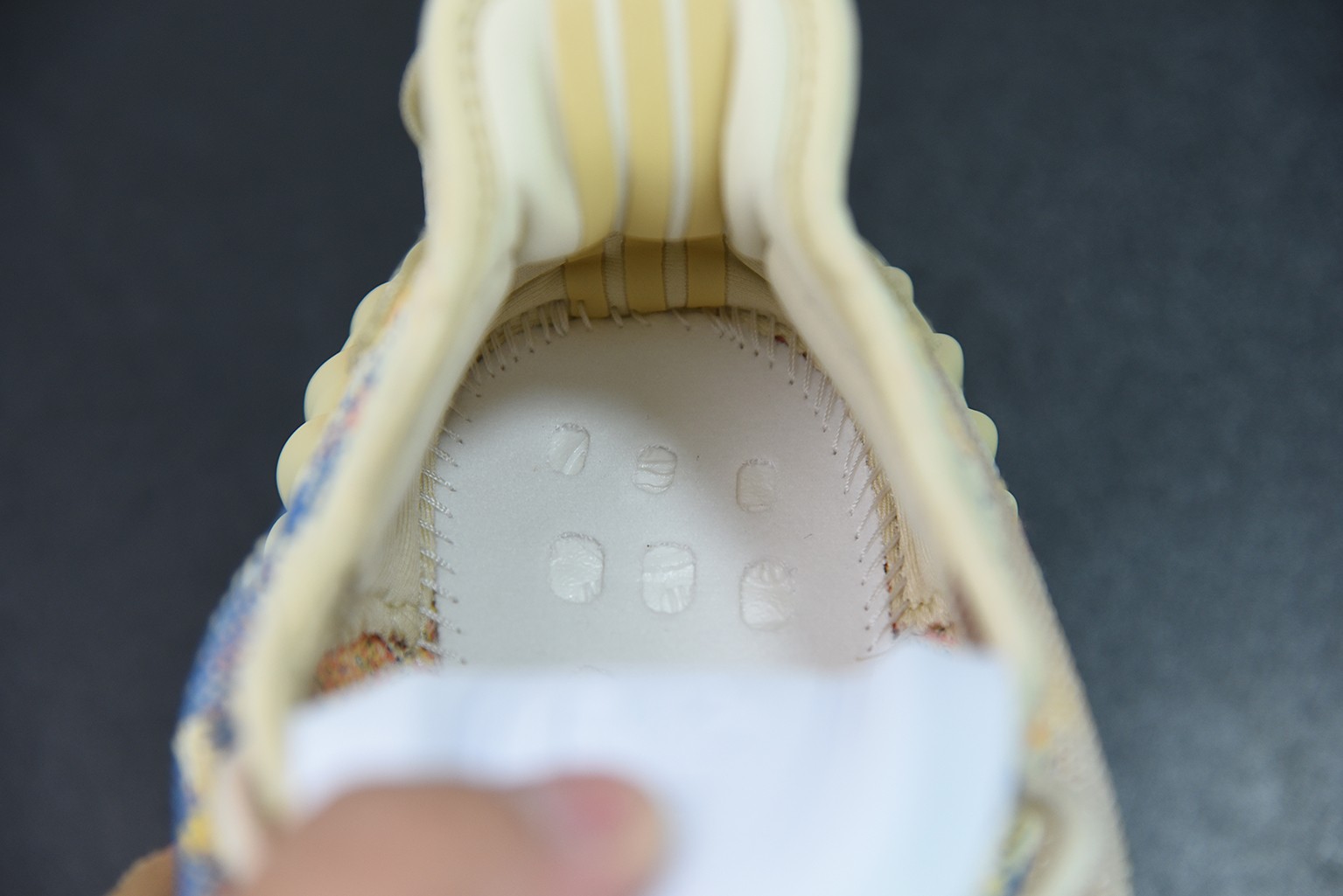 adidas yeezy Boost 350 V2 Mono MX Oat adidas yeezy Boost 350 V2 Mono MX Oat