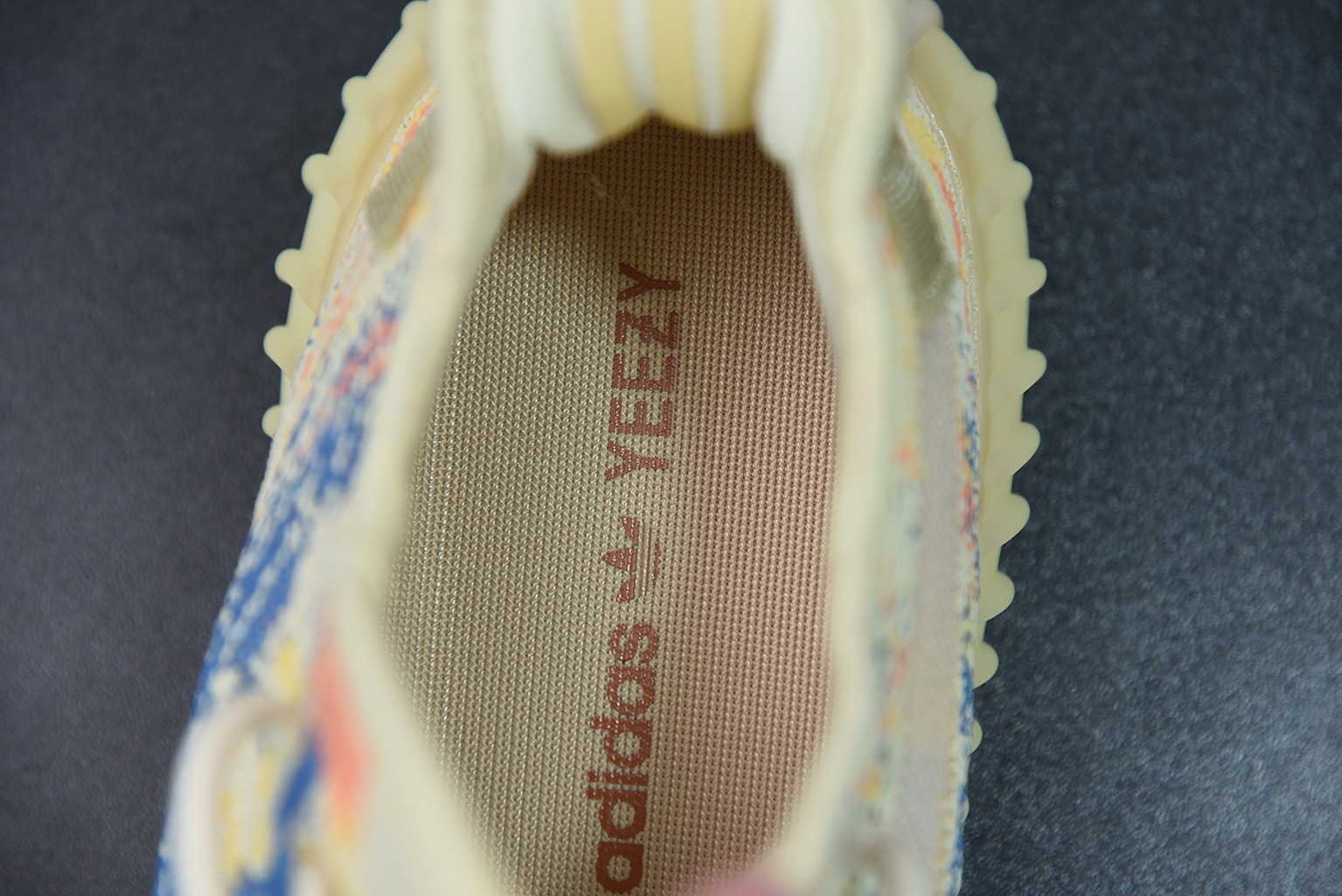 adidas yeezy Boost 350 V2 Mono MX Oat adidas yeezy Boost 350 V2 Mono MX Oat