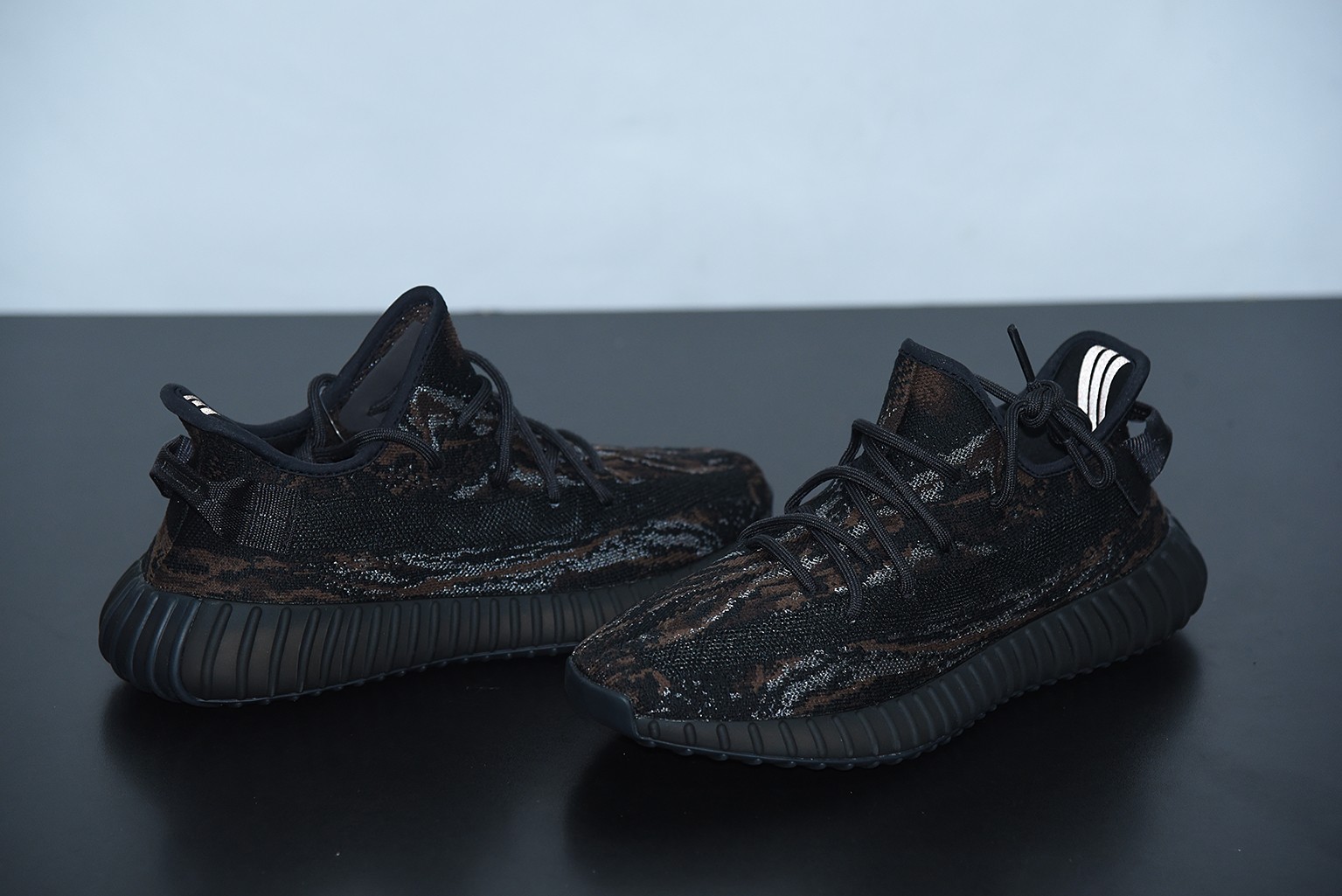 adidas yeezy Boost 350 V2 Mono MX Rock adidas yeezy Boost 350 V2 Mono MX Rock