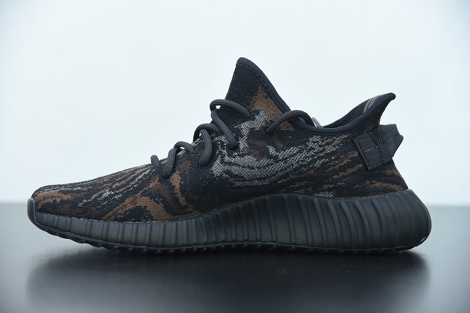 adidas yeezy Boost 350 V2 Mono MX Rock adidas yeezy Boost 350 V2 Mono MX Rock