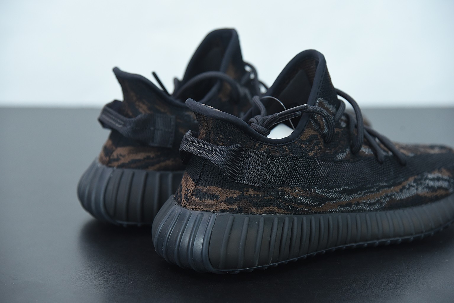 adidas yeezy Boost 350 V2 Mono MX Rock adidas yeezy Boost 350 V2 Mono MX Rock