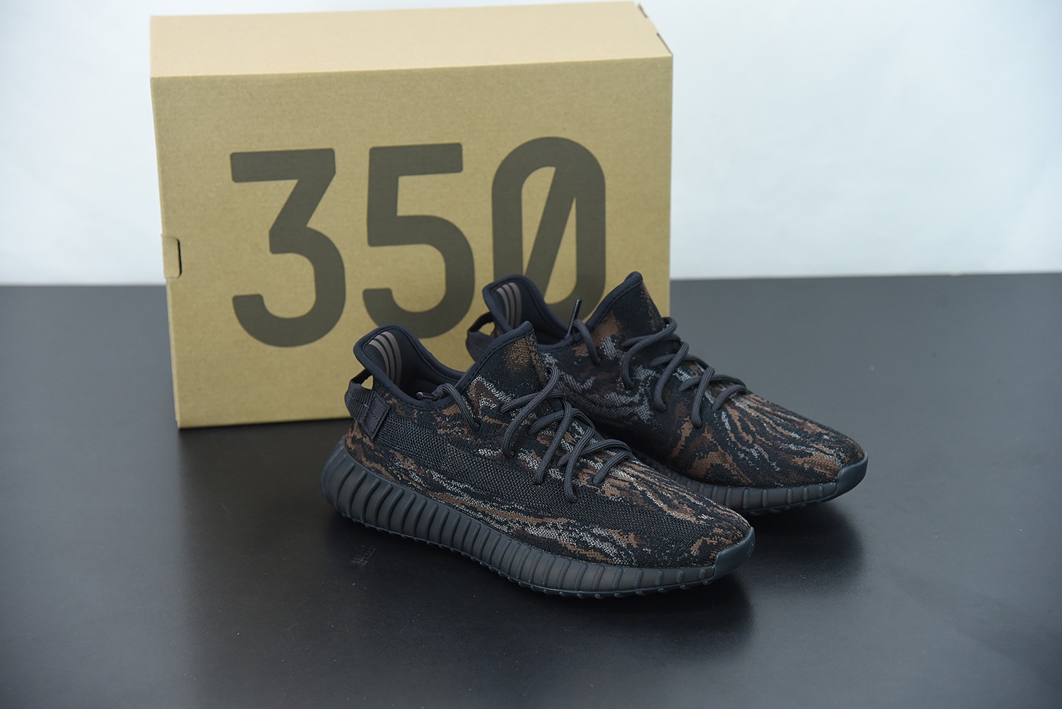 adidas yeezy Boost 350 V2 Mono MX Rock adidas yeezy Boost 350 V2 Mono MX Rock