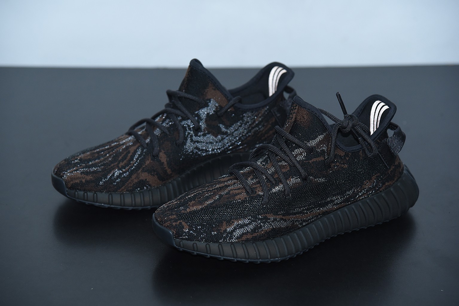 adidas yeezy Boost 350 V2 Mono MX Rock adidas yeezy Boost 350 V2 Mono MX Rock
