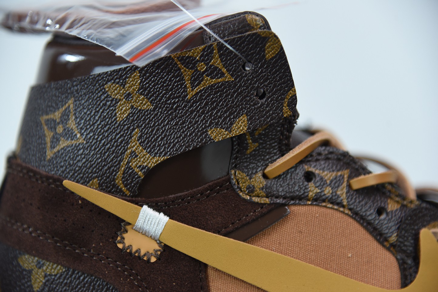 Off-whit x Air jordan 1 LV High Off-whit x Air jordan 1 LV High