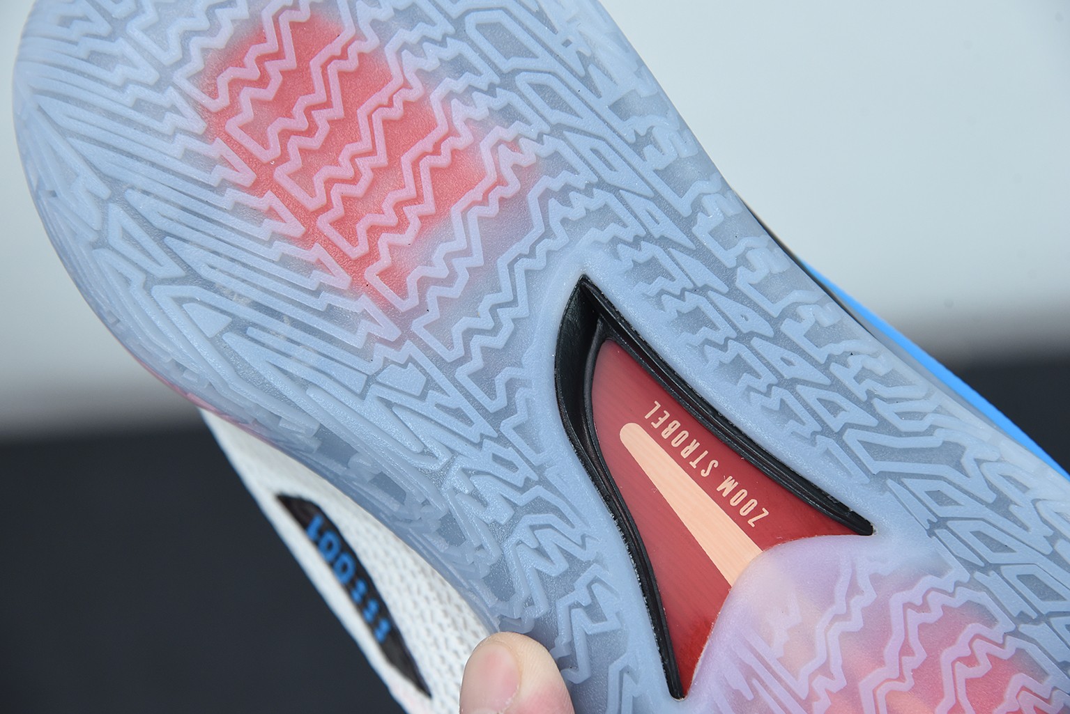 Nike Air Zoom G.T. Cut White Black Laser Blue Nike Air Zoom G.T. Cut White Black Laser Blue