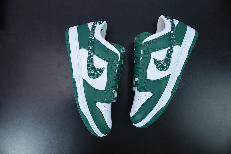 NiKe Dunk Low Essential Green Paisley NiKe Dunk Low Essential Green Paisley