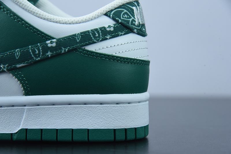 NiKe Dunk Low Essential Green Paisley NiKe Dunk Low Essential Green Paisley