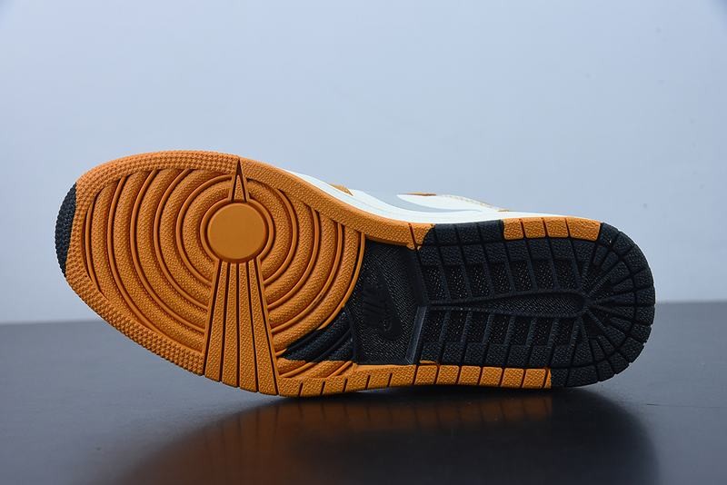 Jordan 1 High Element Gore-Tex Light Curry Jordan 1 High Element Gore-Tex Light Curry