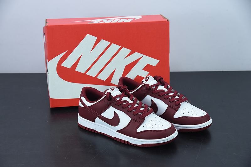 NiKe Dunk Low Team Red NiKe Dunk Low Team Red