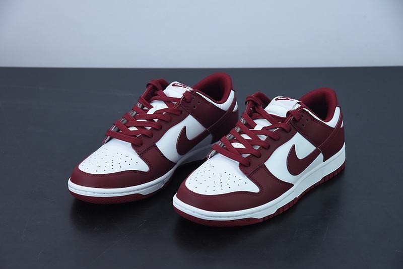 NiKe Dunk Low Team Red NiKe Dunk Low Team Red
