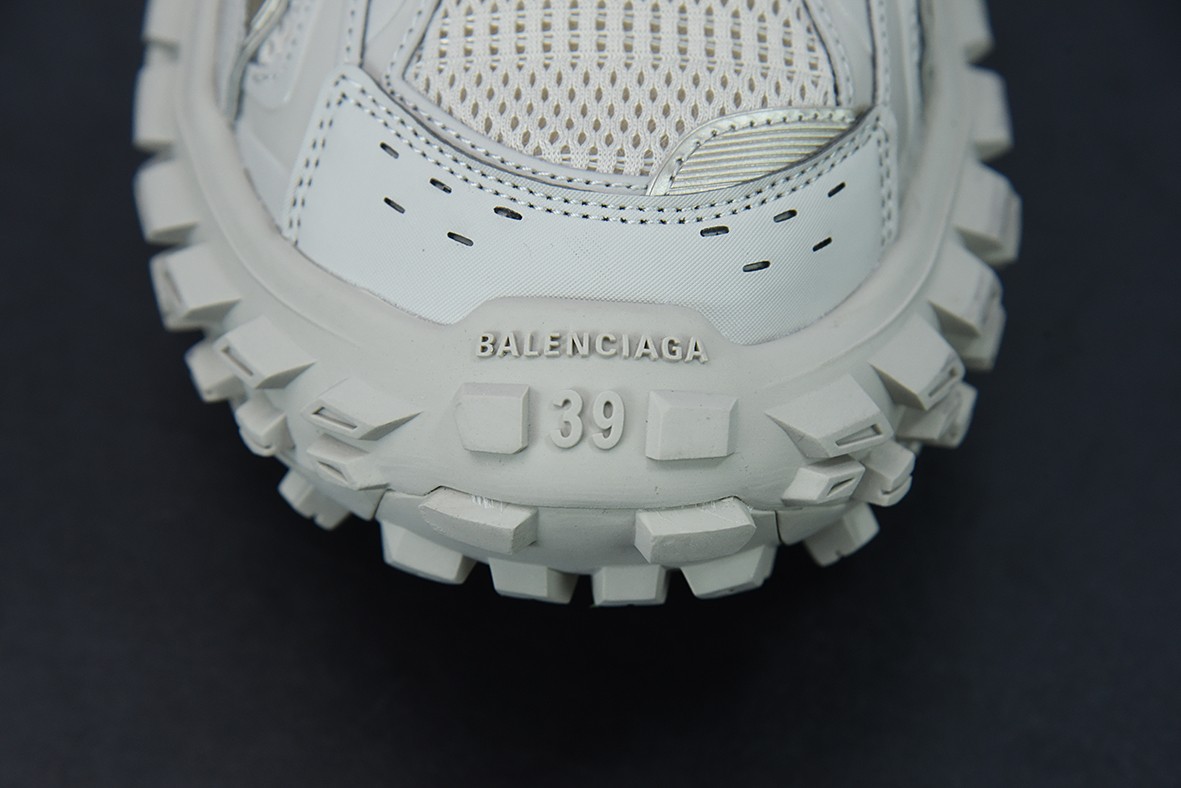 Balenciaga Defender Beige Balenciaga Defender Beige