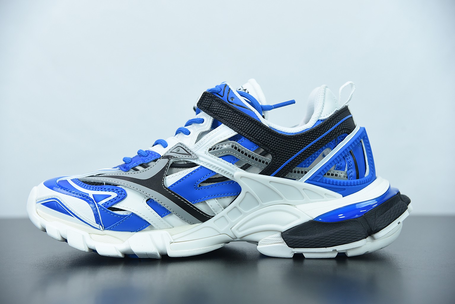 Balenciga Track 2.0 Blue White Balenciga Track 2.0 Blue White