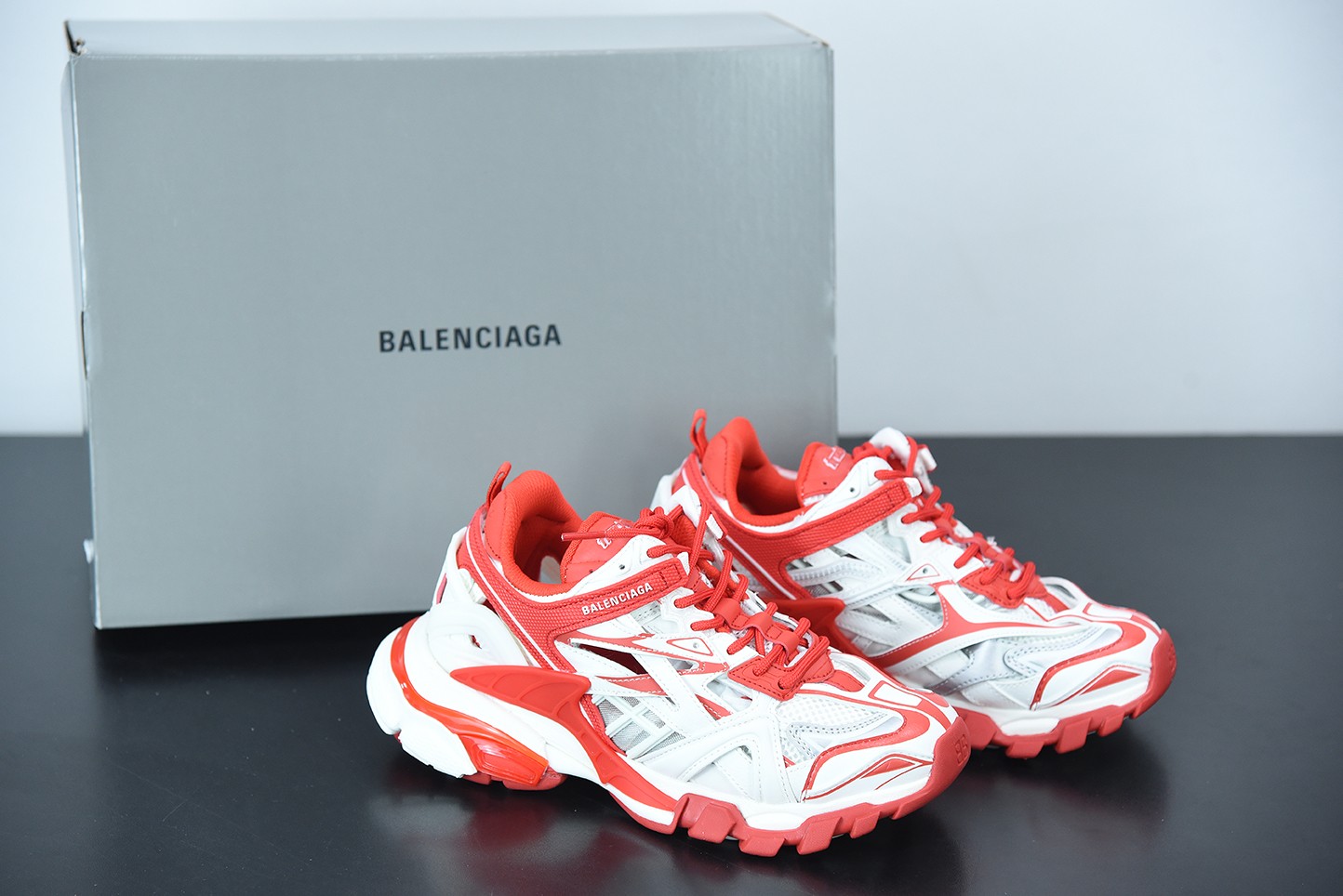 Balenciga Track 2.0 White Red Balenciga Track 2.0 White Red