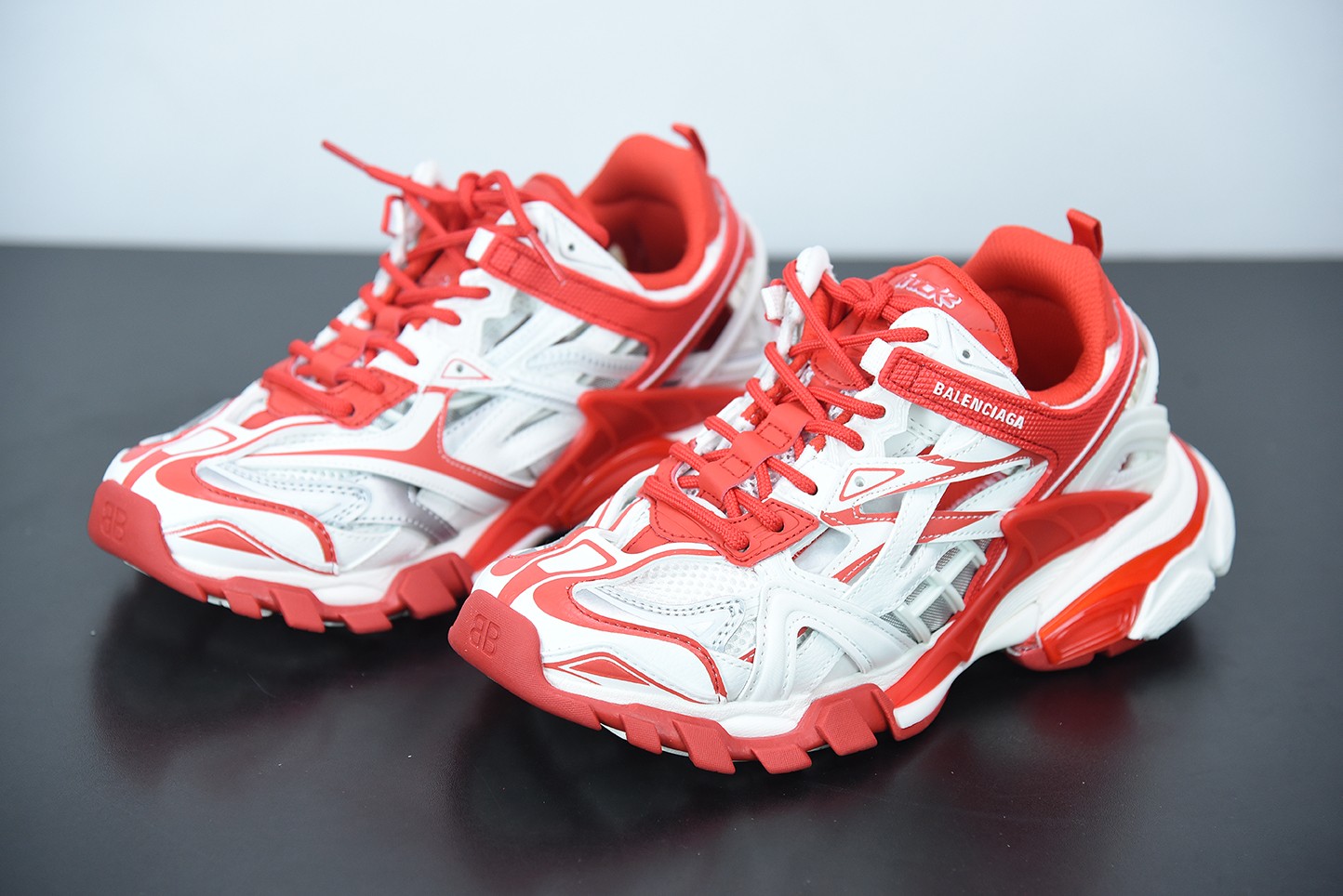 Balenciga Track 2.0 White Red Balenciga Track 2.0 White Red