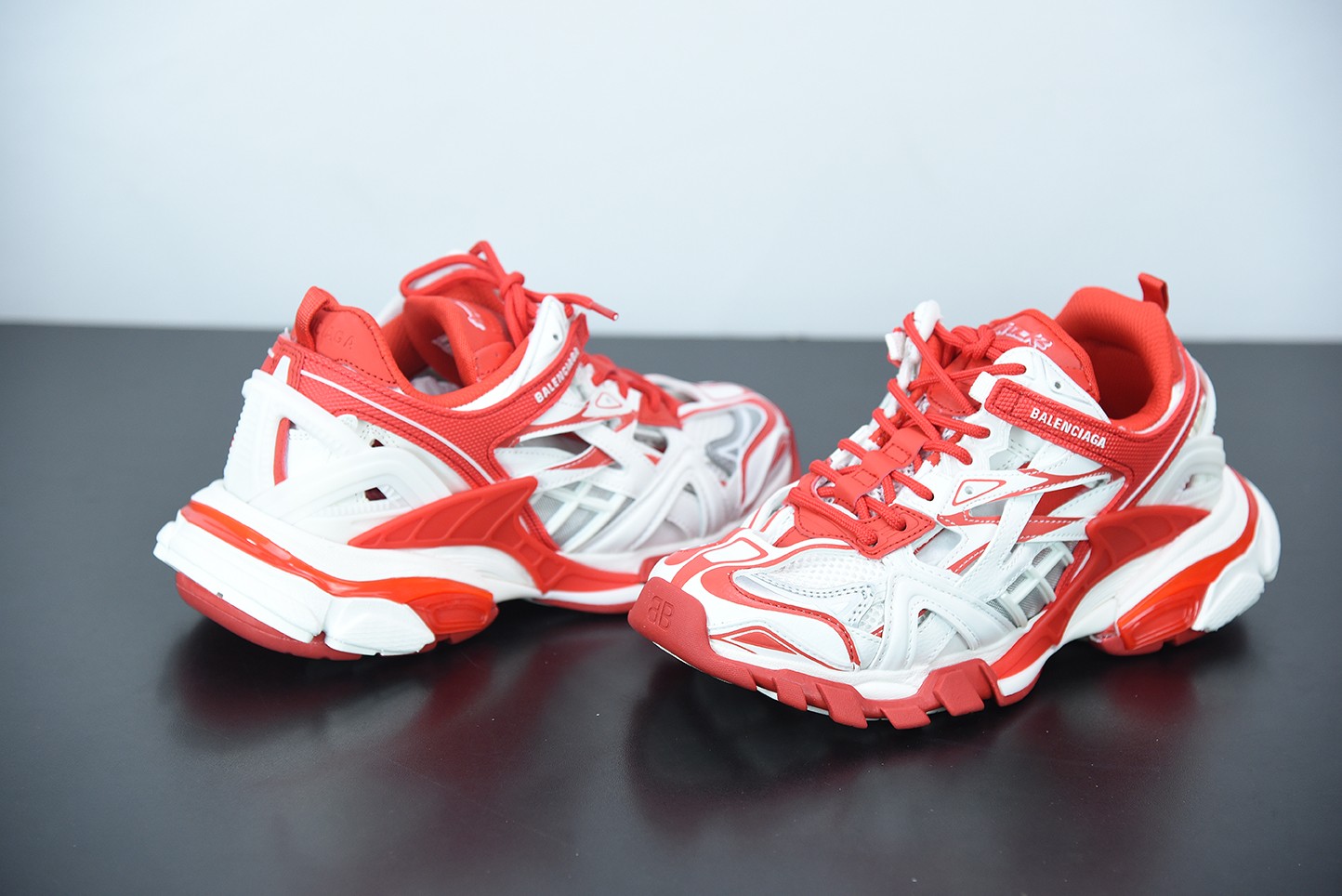 Balenciga Track 2.0 White Red Balenciga Track 2.0 White Red