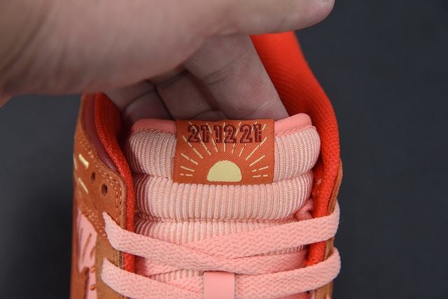 Nike Dunk Low NH “Winter Solstice”Orange-Crimson Bliss Nike Dunk Low NH “Winter Solstice”Orange-Crimson Bliss