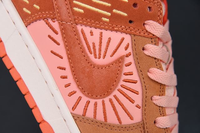 Nike Dunk Low NH “Winter Solstice”Orange-Crimson Bliss Nike Dunk Low NH “Winter Solstice”Orange-Crimson Bliss